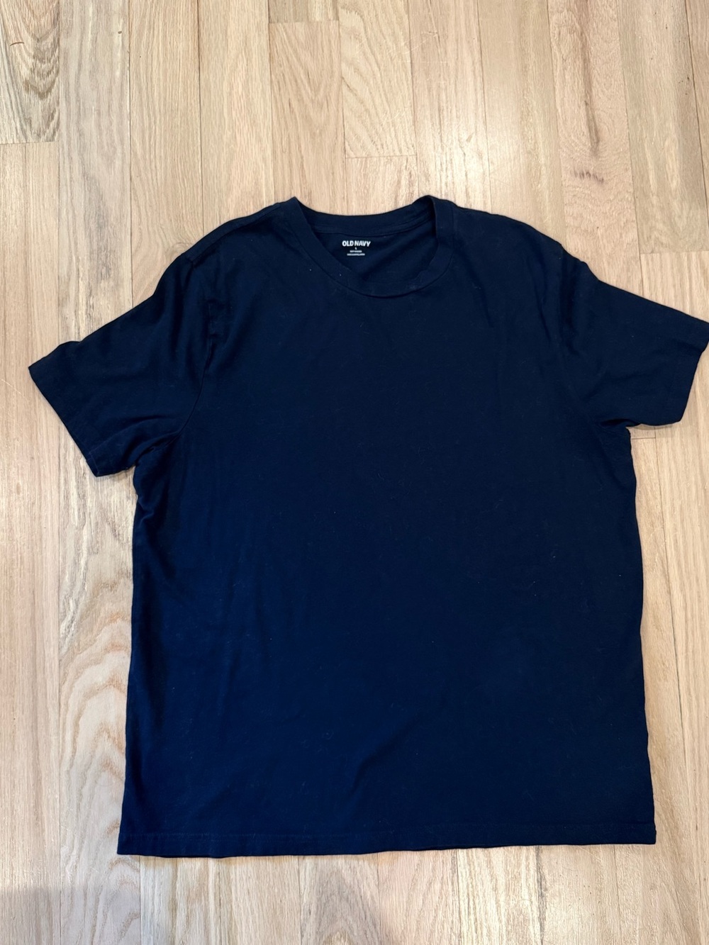 Old navy t shirt size large